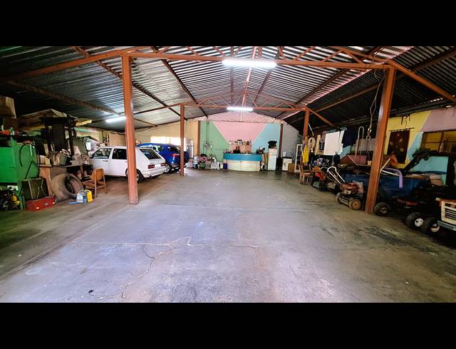 2.30HA SMALLHOLDING FOR SALE IN THEOVILLE